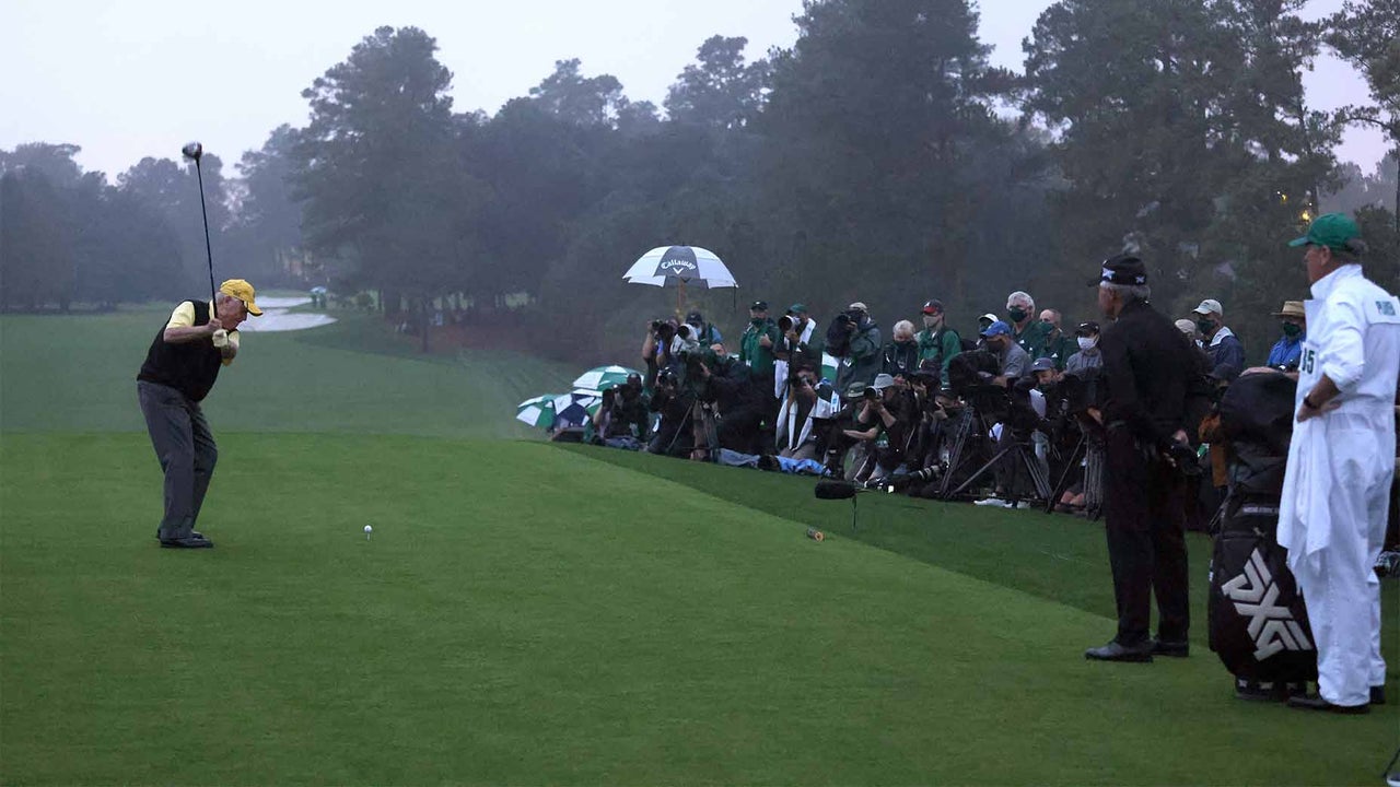 WATCH: Jack Nicklaus, Player kick off Masters with opening tee shots