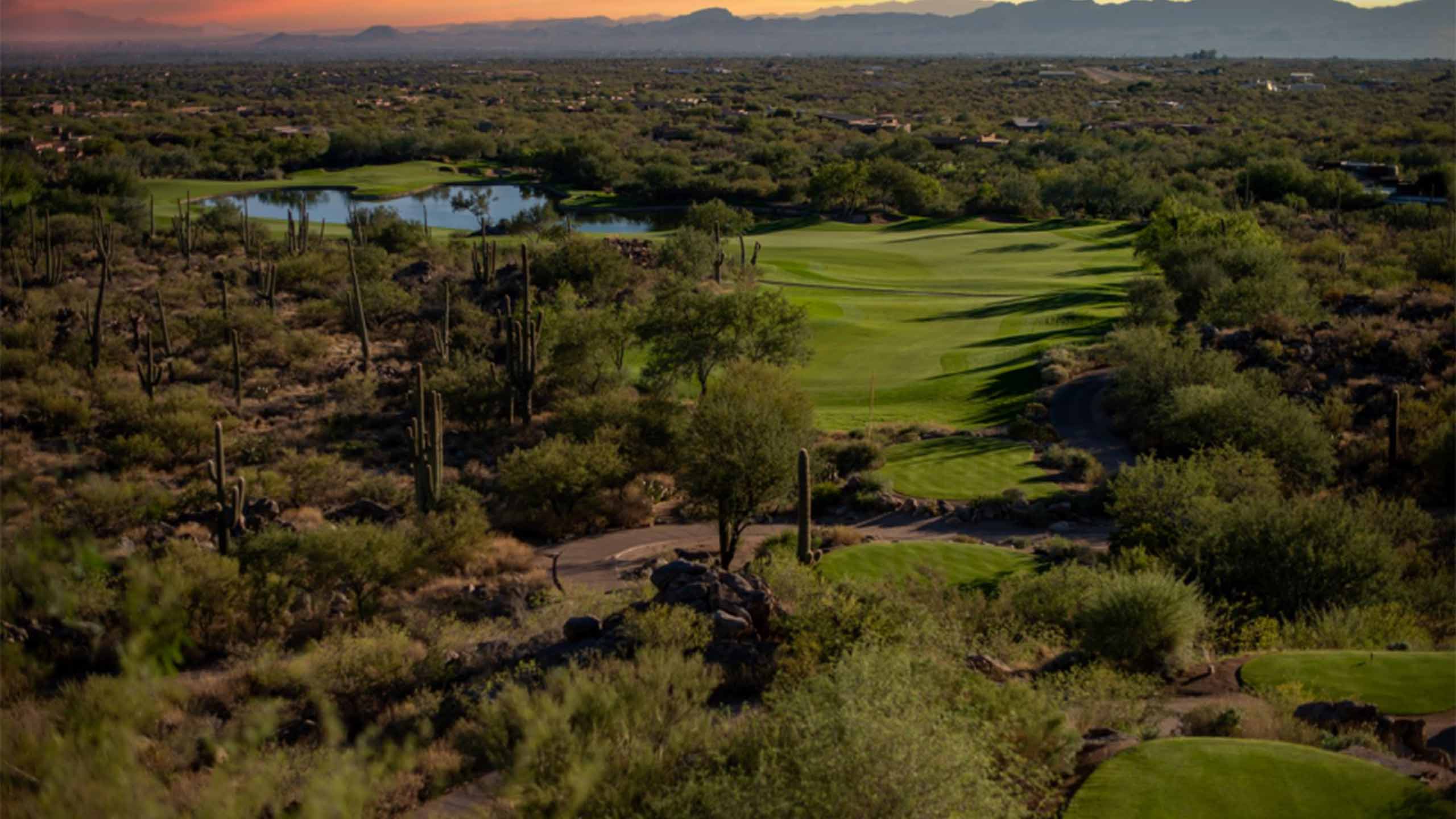 the 10th hole at The Stone Canyon Club.