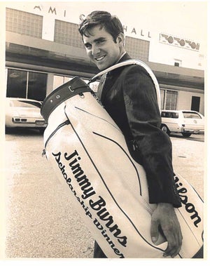 doug smith carrying a golf abg