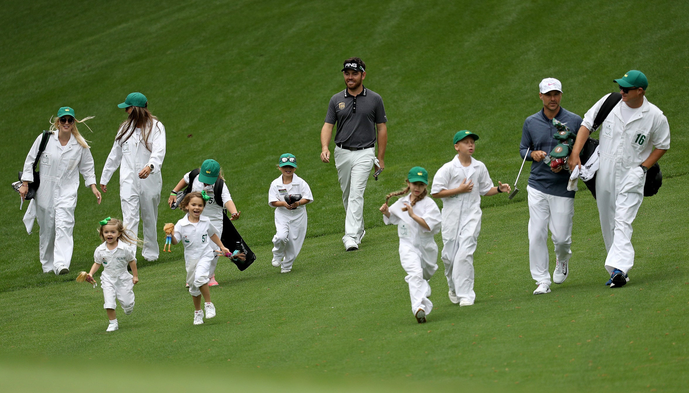Those iconic Masters caddie uniforms? Here's how to buy one