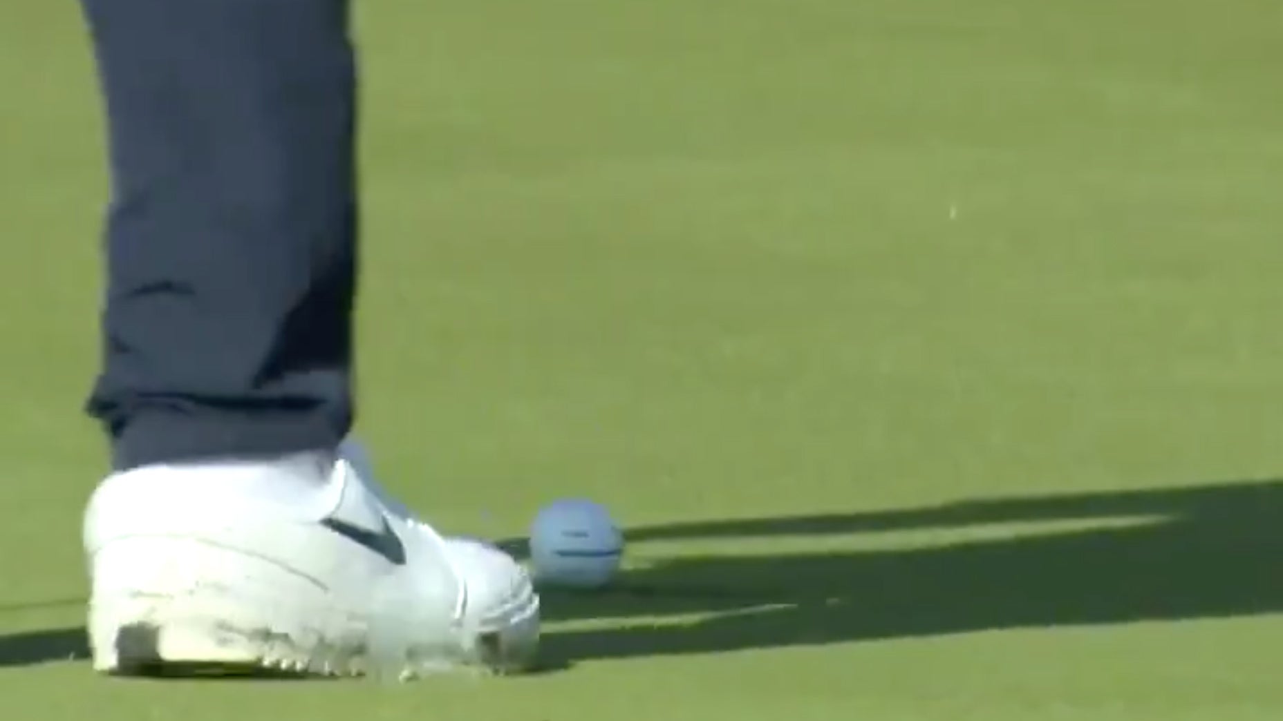 Did Tony Finau’s shadow really move his golf ball into the hole?!