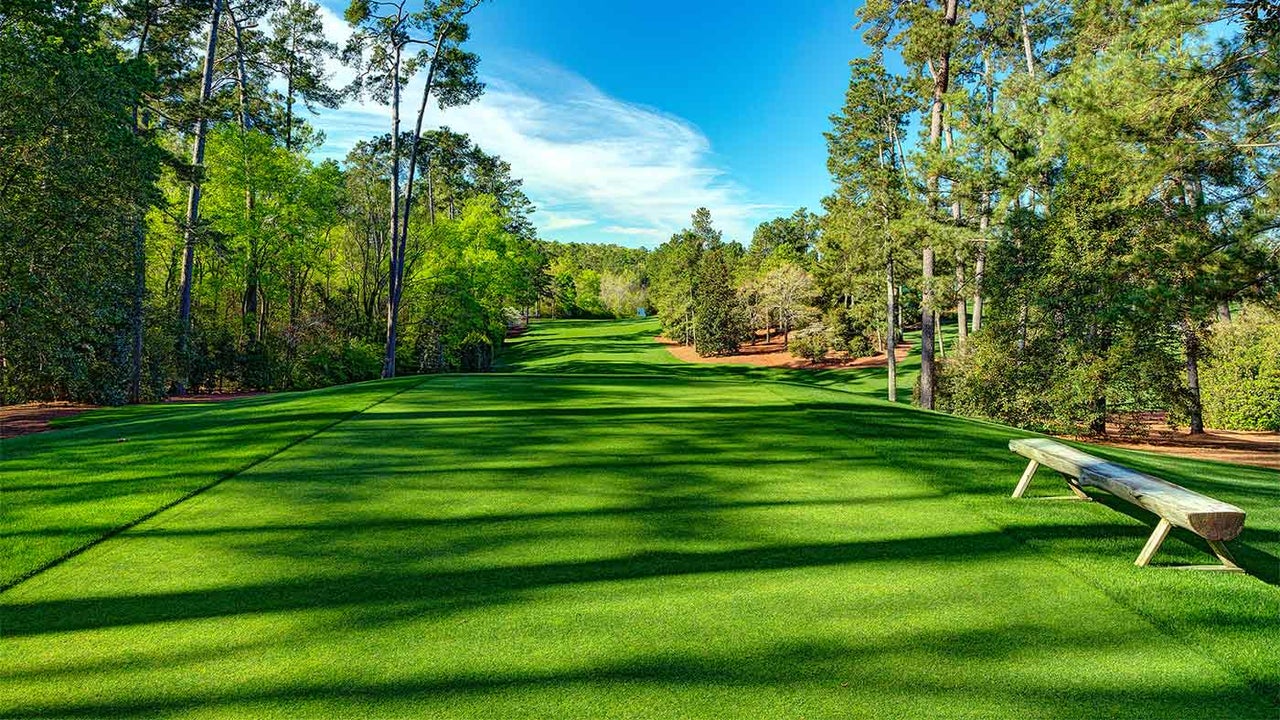 Masters Holes Augusta Nationals Par 4 11th Hole Explained By Larry Mize