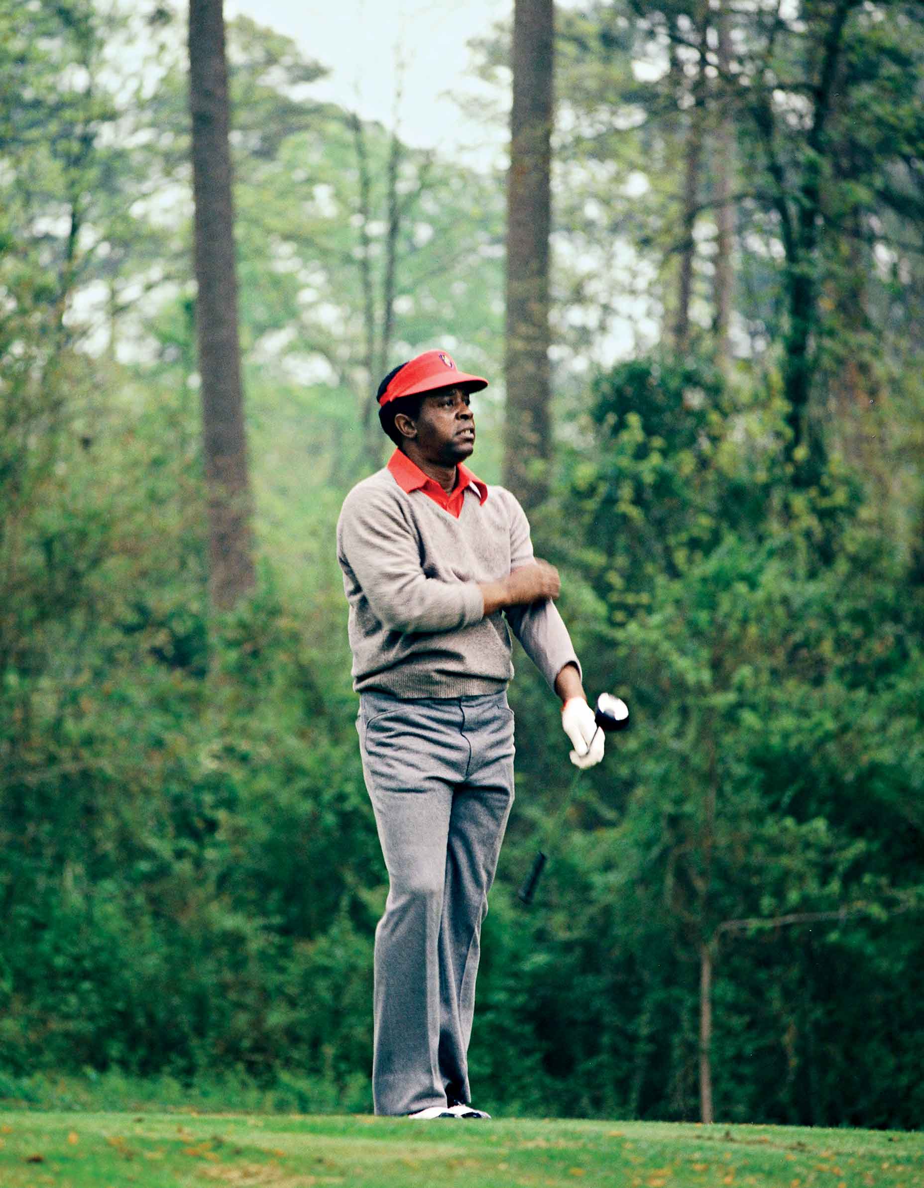 Lee Elder, the first Black golfer to play the Masters, will have honors ...