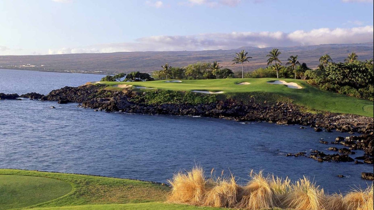 Mauna Kea GOLF Top 100 Courses You Can Play