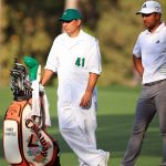 xander schauffele stands