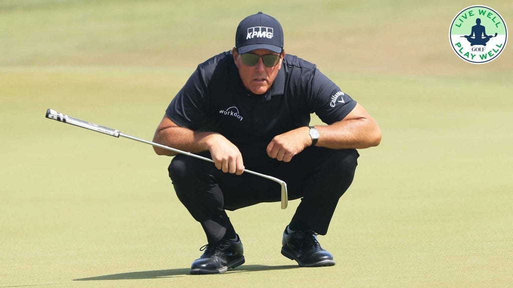 Phil Mickelson uses meditation to stay focused on the course.