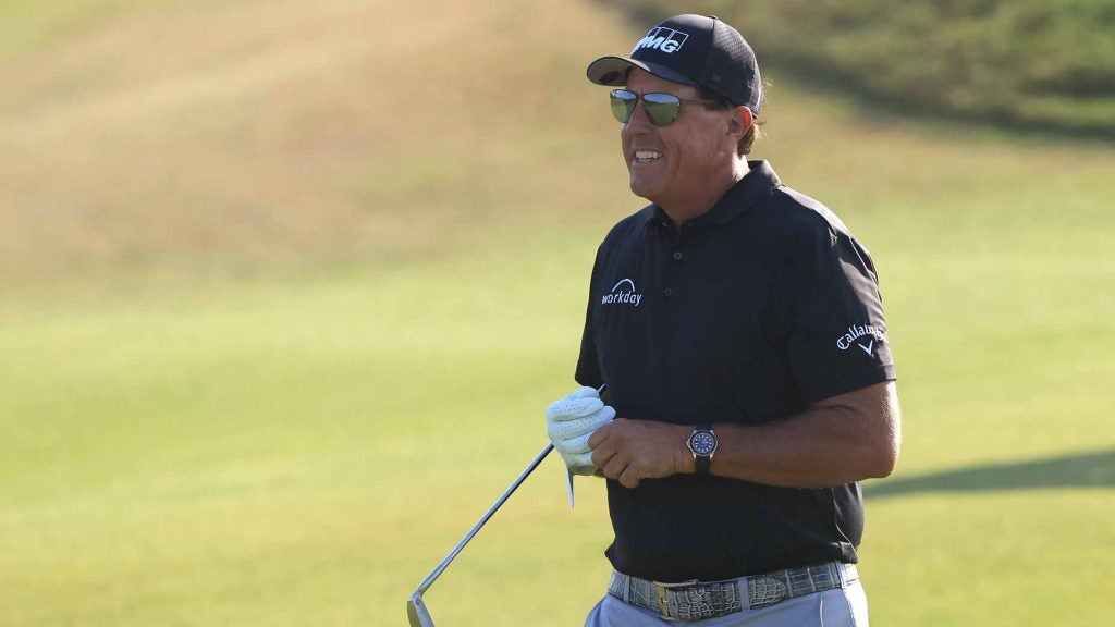 phil mickelson smiles