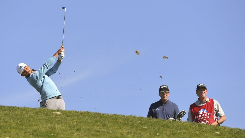 xander schauffele phil mickelson