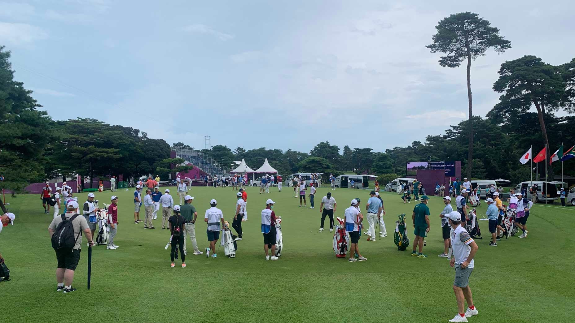 olympics golf weather delay