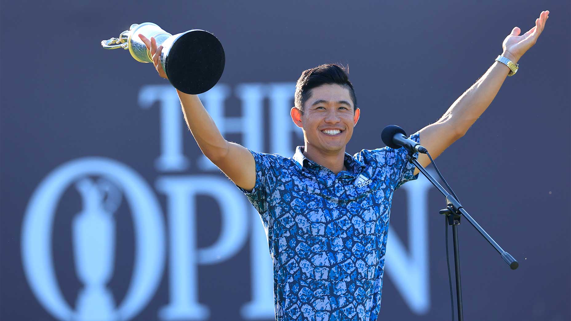 Collin Morikawa celebrates his 2021 British Open win.