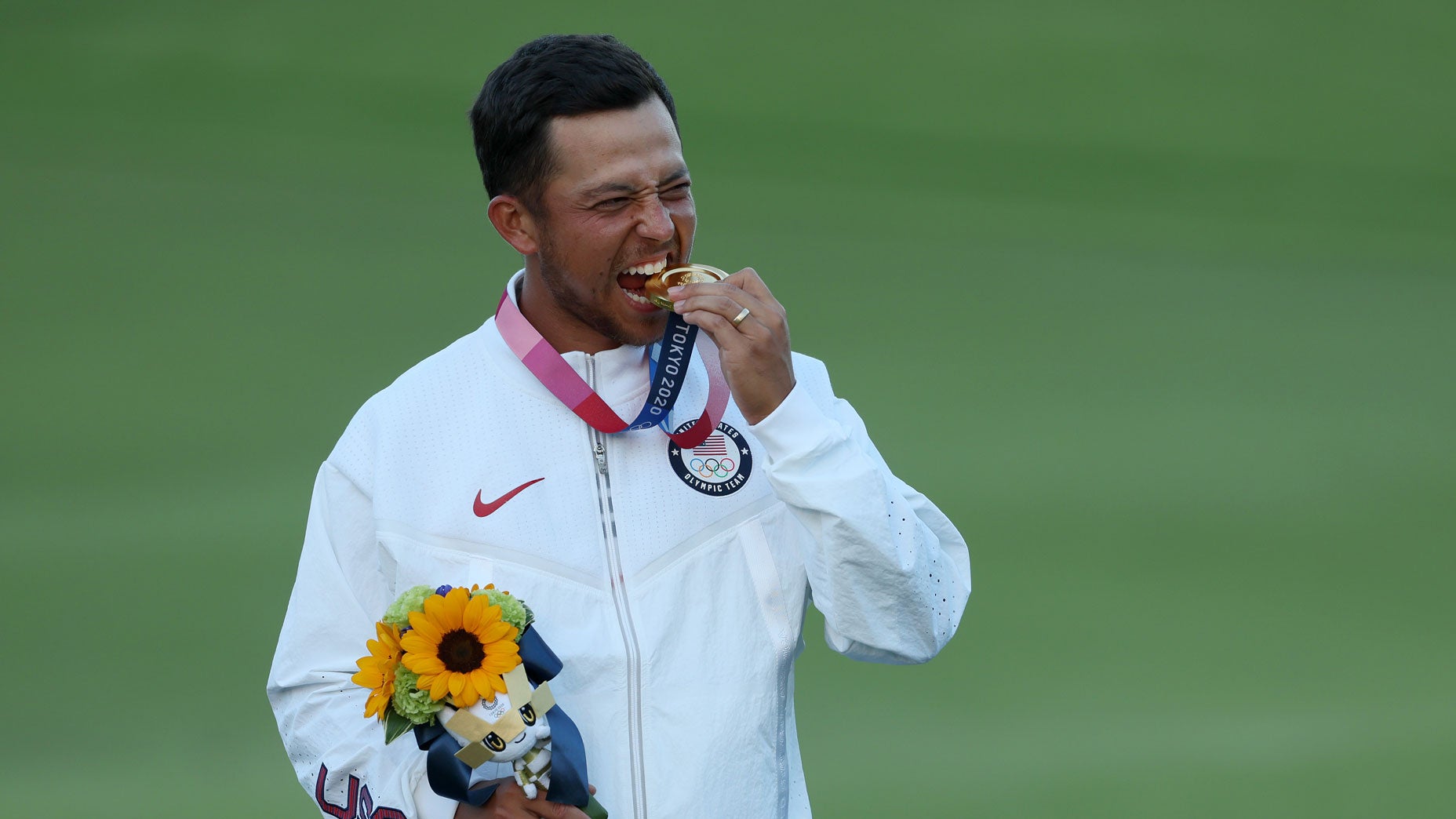 Xander Schauffele wins gold in Olympic golf event: 'Just in shock'