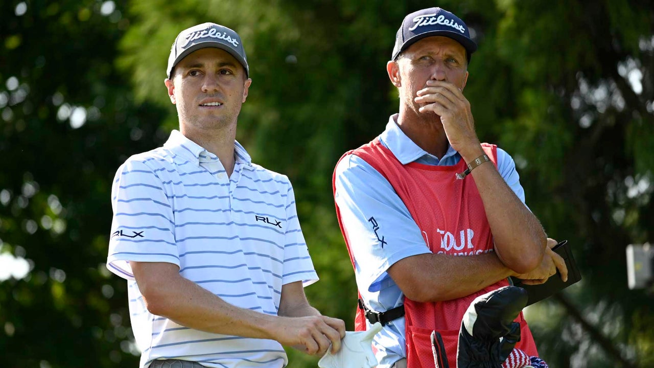 Justin Thomas is changing caddies and hiring a familiar face