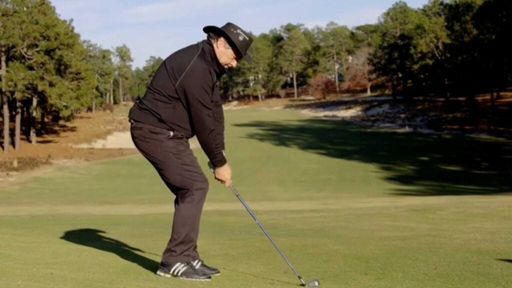 How to hit on a sidehill lie: 5 tips for when the ball is below your feet