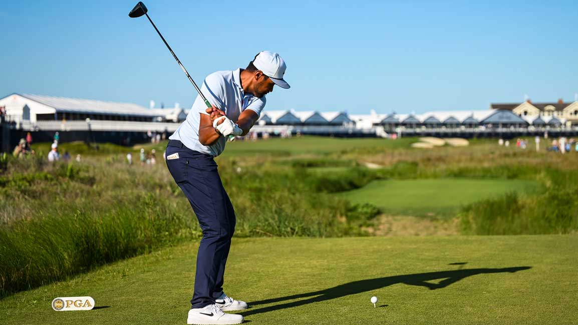 Here are the 4 keys to Tony Finau's powerful swing