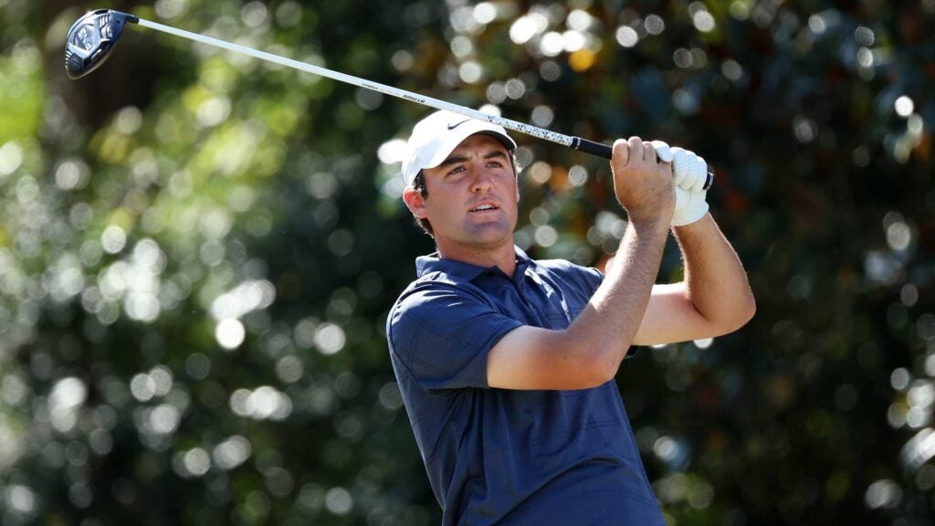 Scottie Scheffler plays a tee shot during the 2021 Houston Open