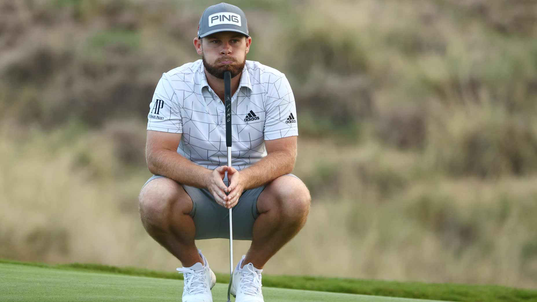 tyrrell hatton reads putt