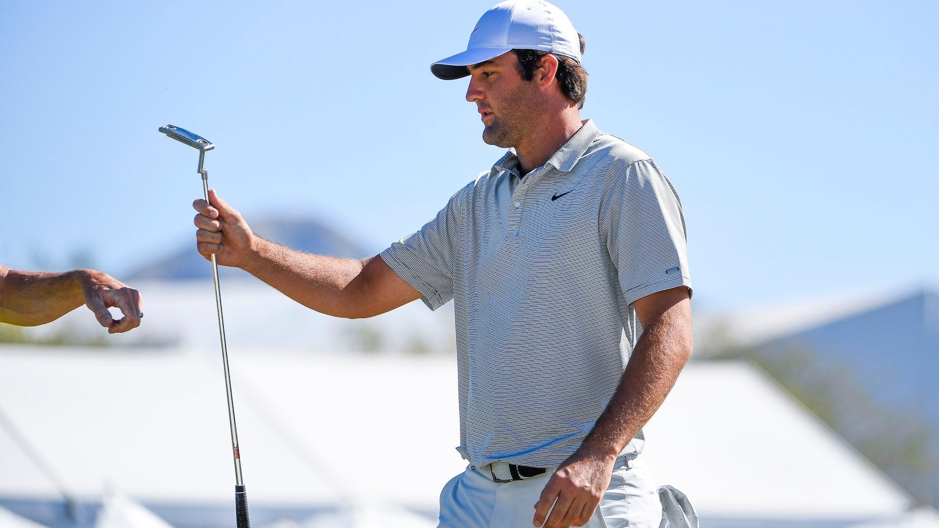 Wall-to-Wall Equipment: Why Viktor Hovland is using his caddie's 3-wood 2 SScheff 1856 Wall