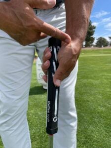 Gear Questions You’re Afraid to Ask: Is it legal to align my putter grip any way I want? 4 IMG 2801