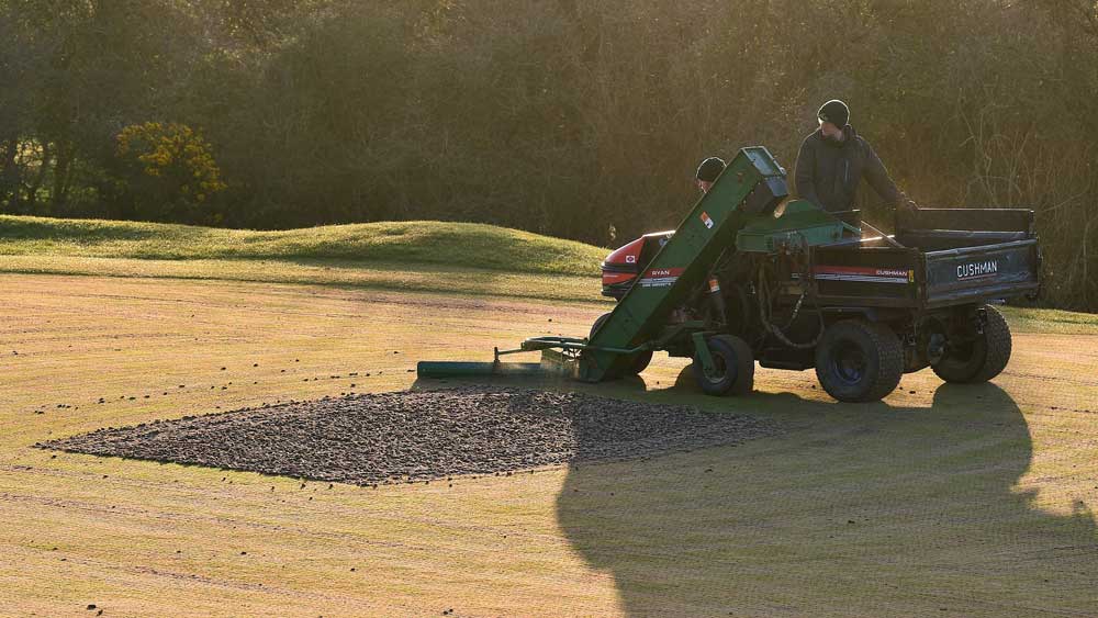 aerating greens