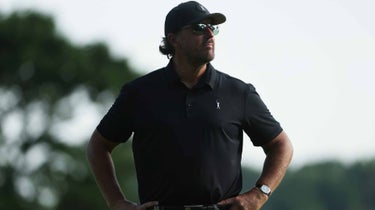 phil mickelson stares u.s. open