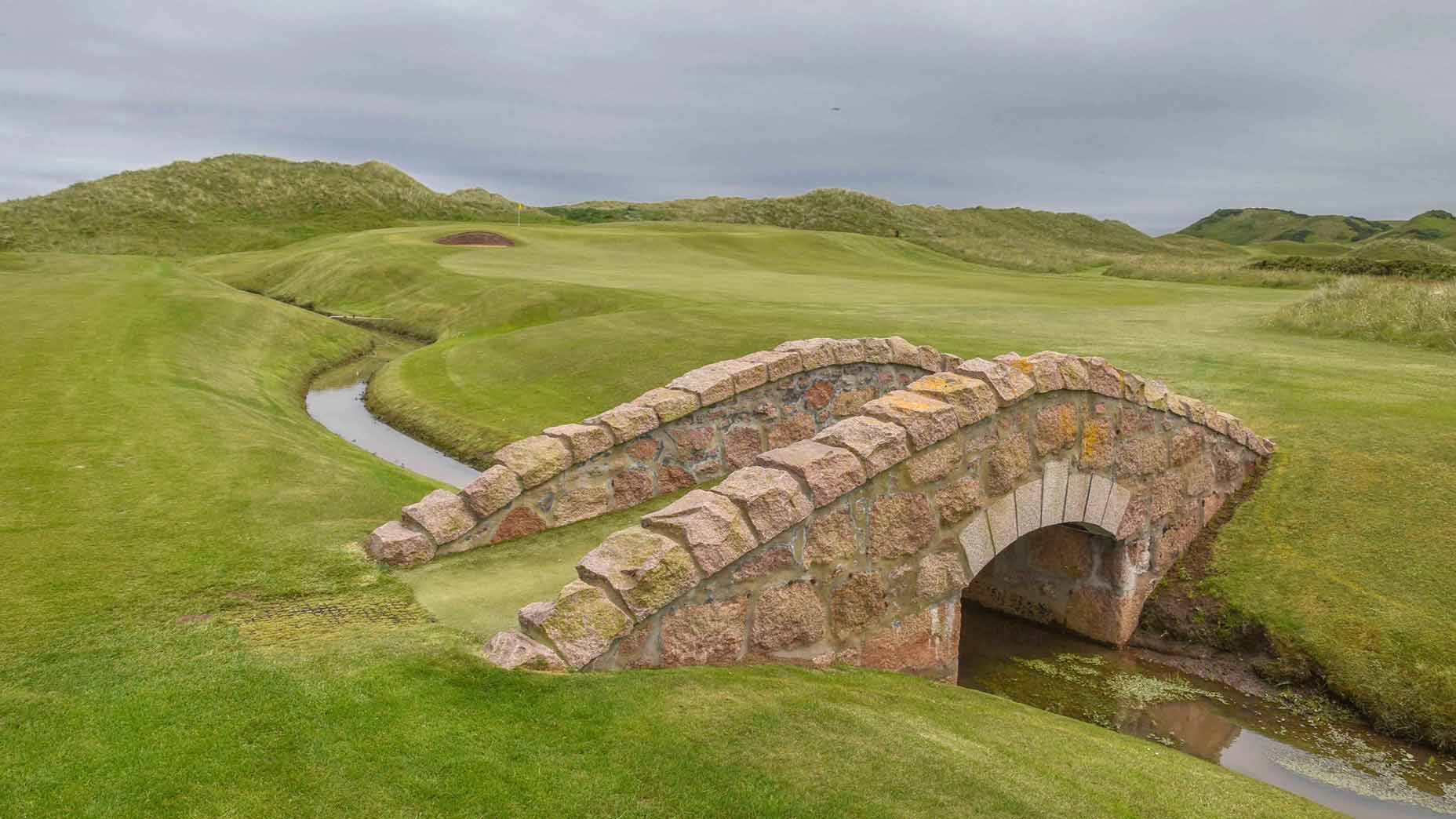 Cruden bay's 6th hole