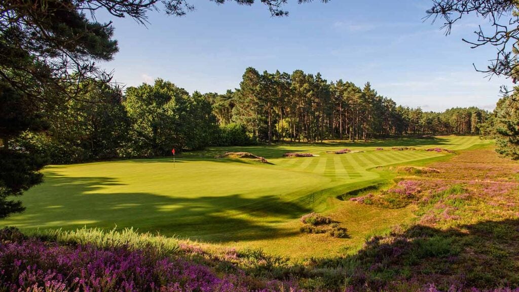 the 12th hole at sunningdale old