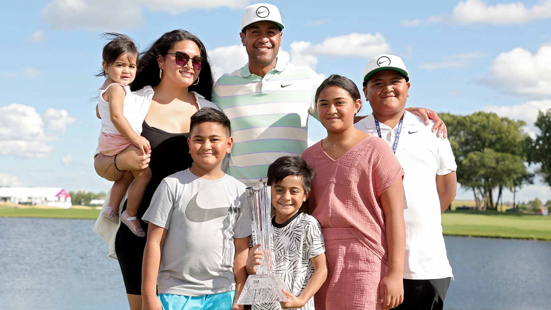 tony finau family