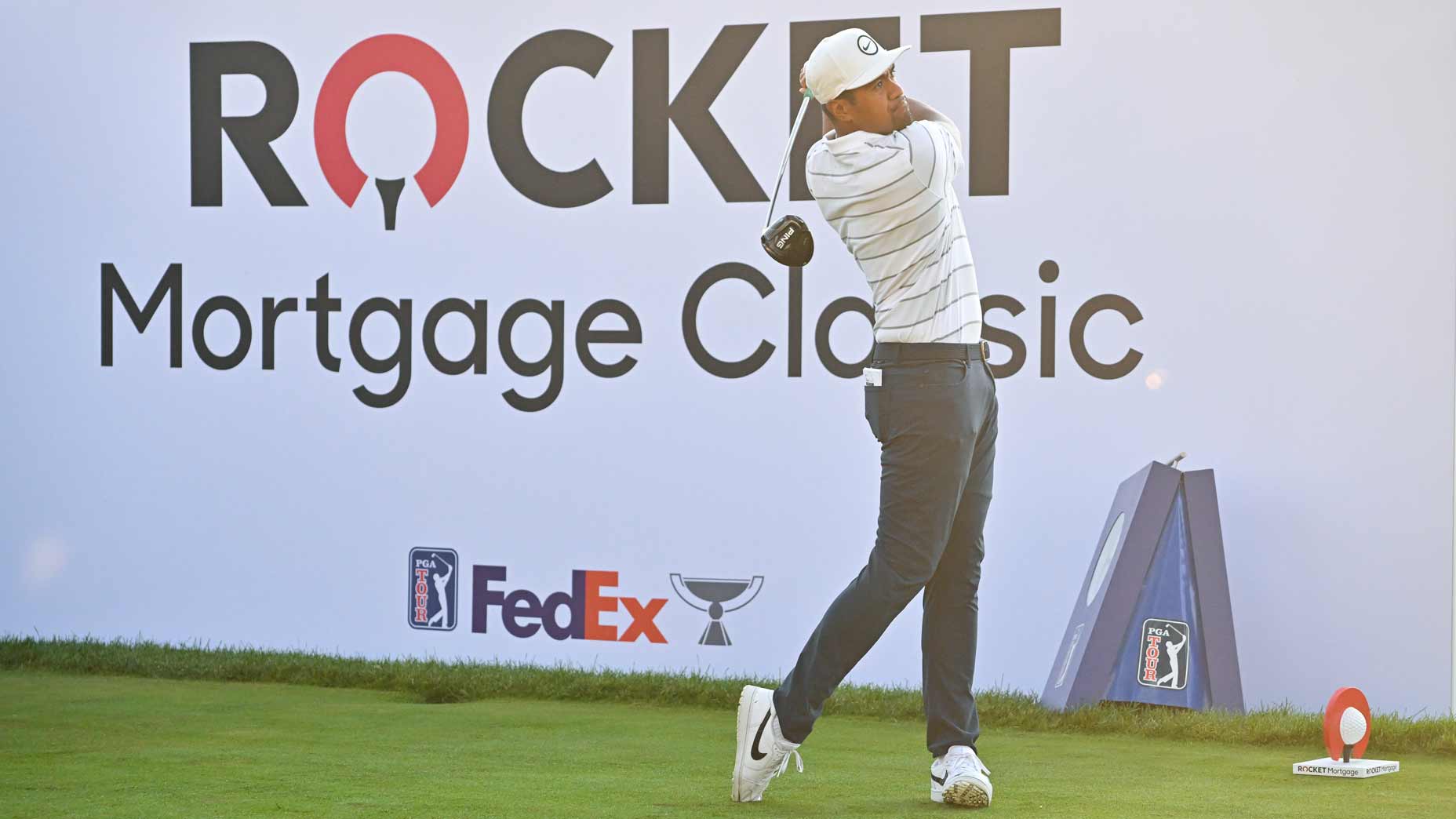 How to watch the 2022 Rocket Mortgage Classic on Friday Round 2 live