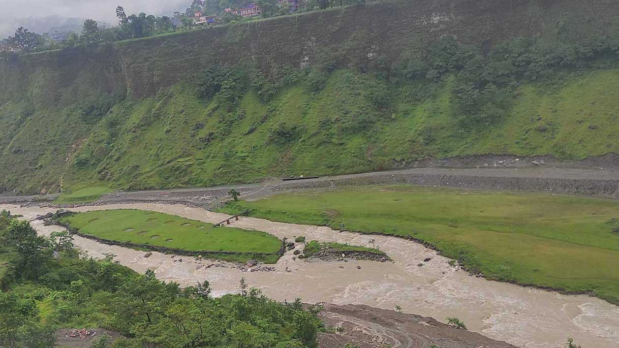 himalayas golf course