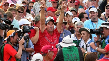 paul Azinger celebrates the Ryder cup.