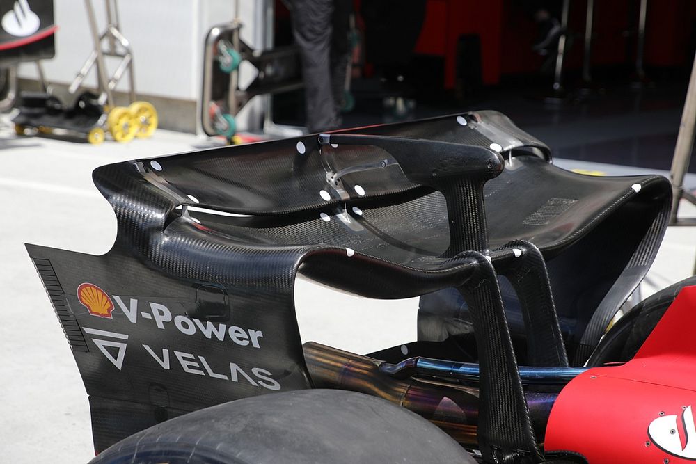 Ferrari rear wing