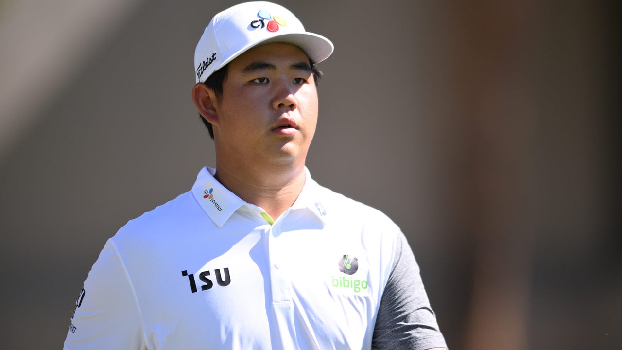 Rising star Tom Kim takes second win at Shriners after Cantlay's blow-up