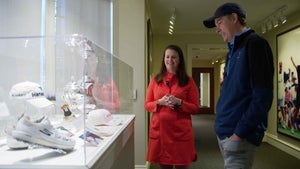 hilary cronheim gives a tour of the USGA museum
