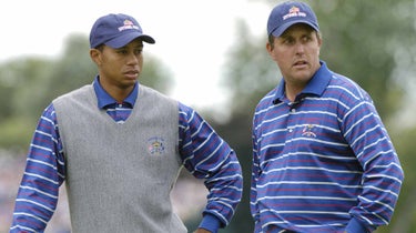 Tiger Woods and Phil Mickelson at the 2004 Ryder Cup.