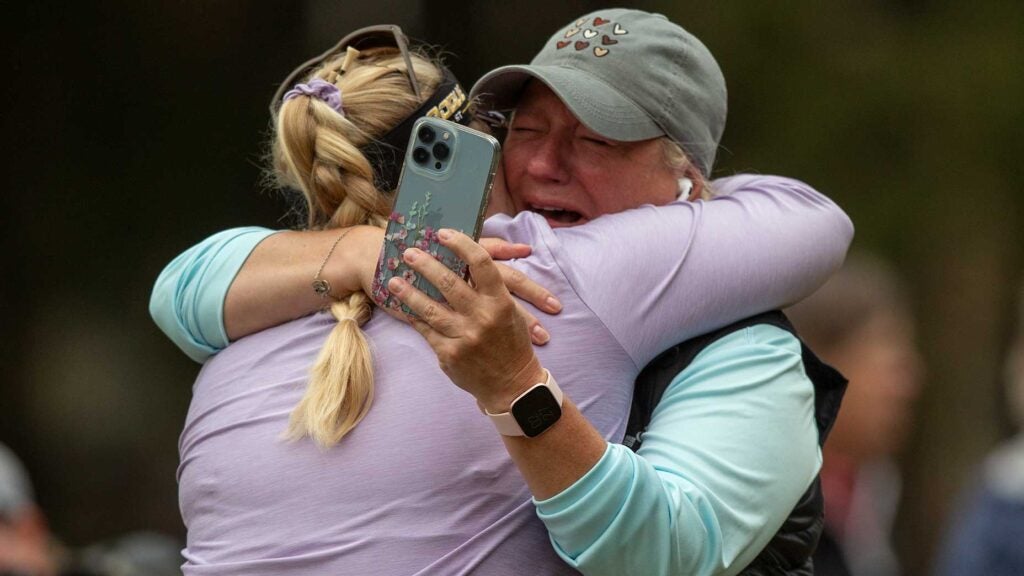 Samantha Wagner hugs her mom after earning her LPGA Tour card through LPGA Q-Series on Sunday.