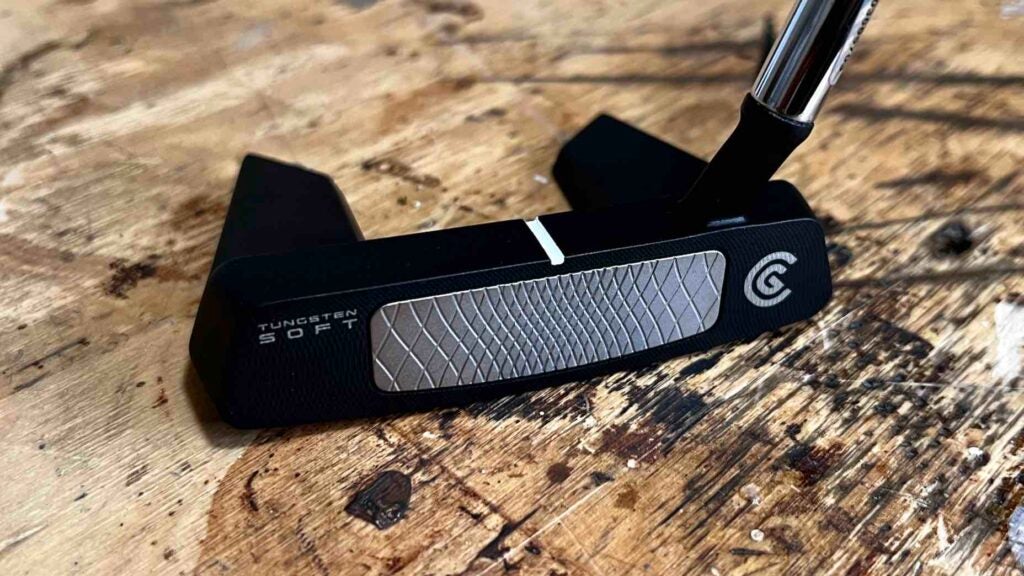 FIRST LOOK: Cleveland Golf’s 2023 Frontline Elite putters