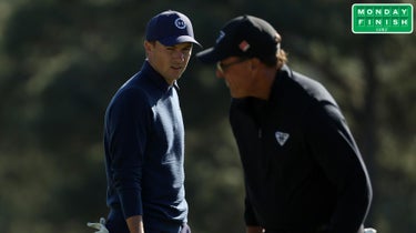 Jordan Spieth and Phil Mickelson ended up in an unlikely duel at the Masters.