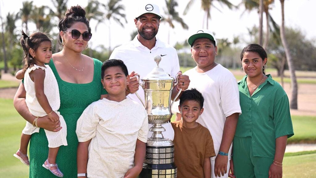 tony finau celebrates with his family after winning the mexico open on sunday