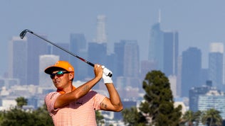 rickie fowler swings la skyline