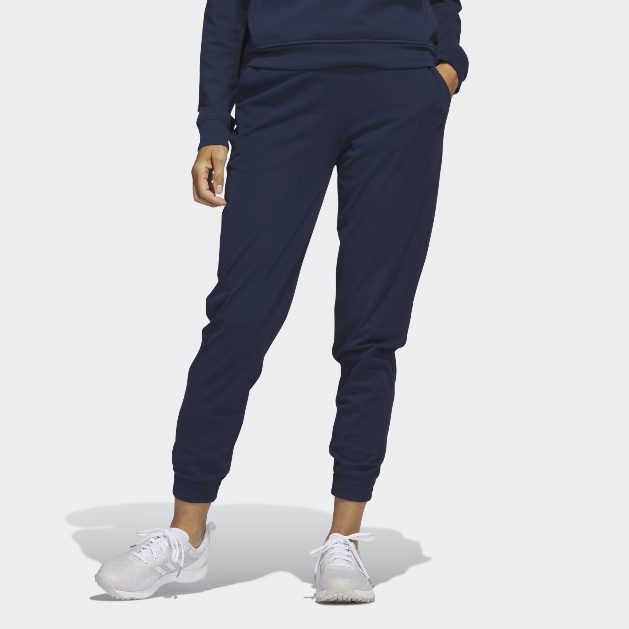 Women's athleisure essentials from course to court for golfers who do ...