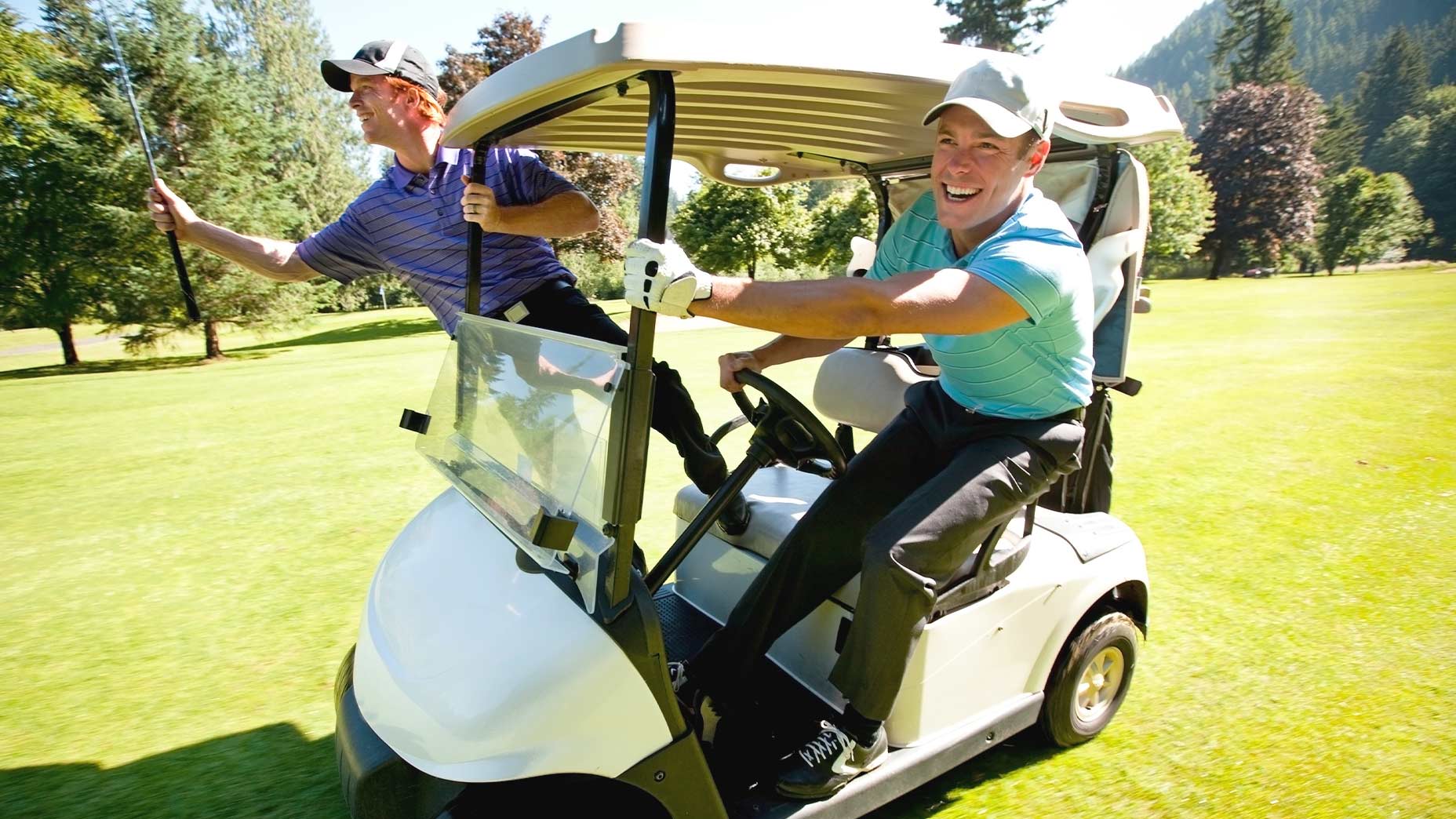 3 accessories to enhance your experience on the golf course