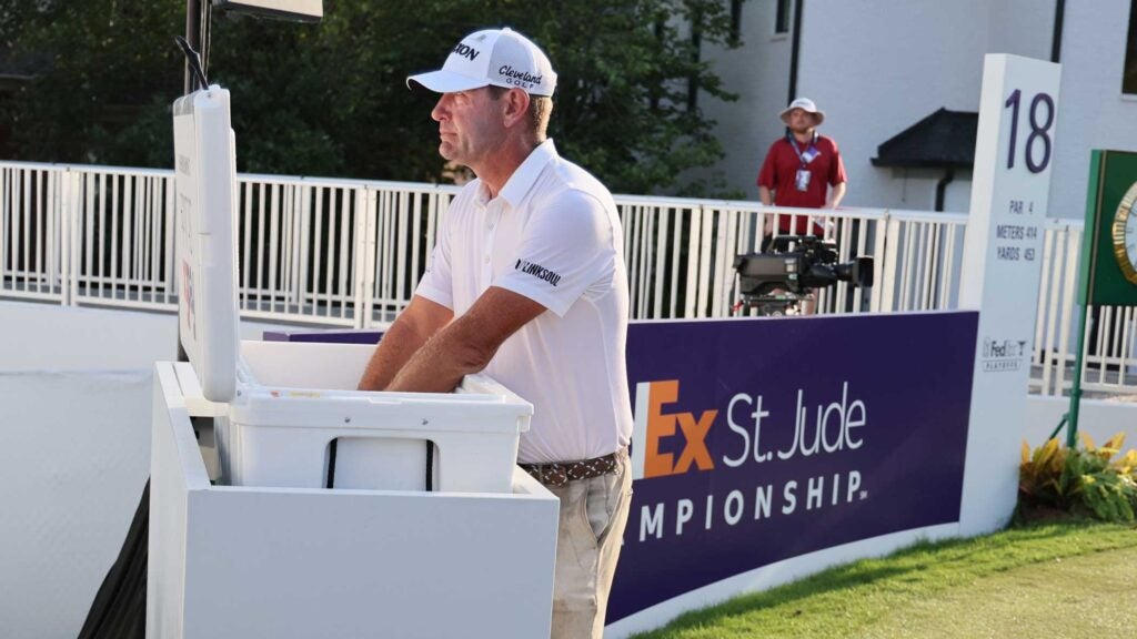 How a well-placed cooler helped Lucas Glover win second title in two weeks￼
