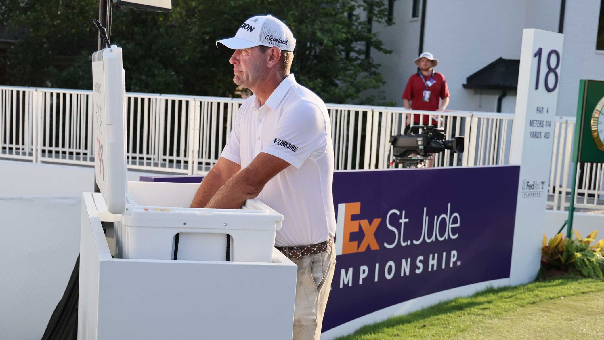 Lucas Glover perseveres for second consecutive victory at FedEx St