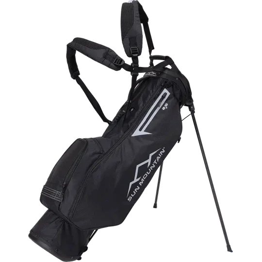 VESSEL Golf on X: Intentionally designed for the walking golfer who  carries the bare essentials. The Sunday III is a lightweight carry bag,  making it perfect for a full, walking round or