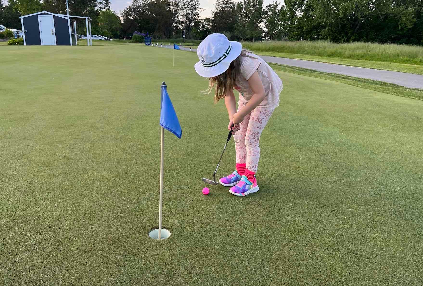 Kids putting golf