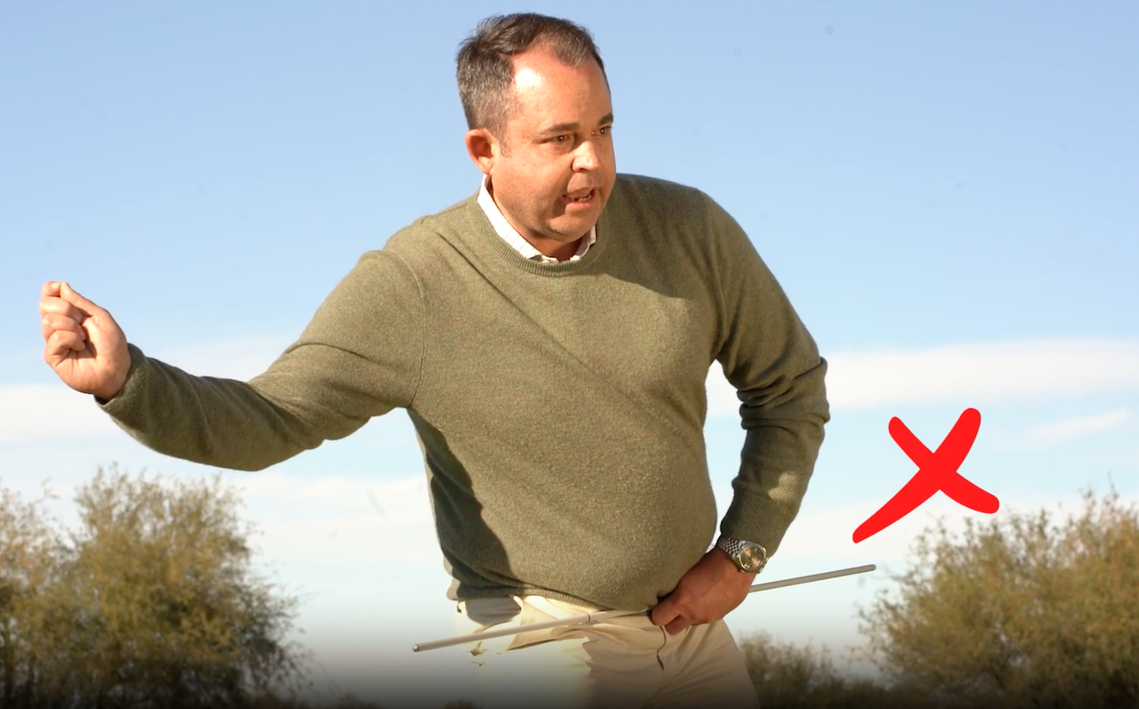 Bad golfers make this mistake when shifting weight. Here's how to fix it