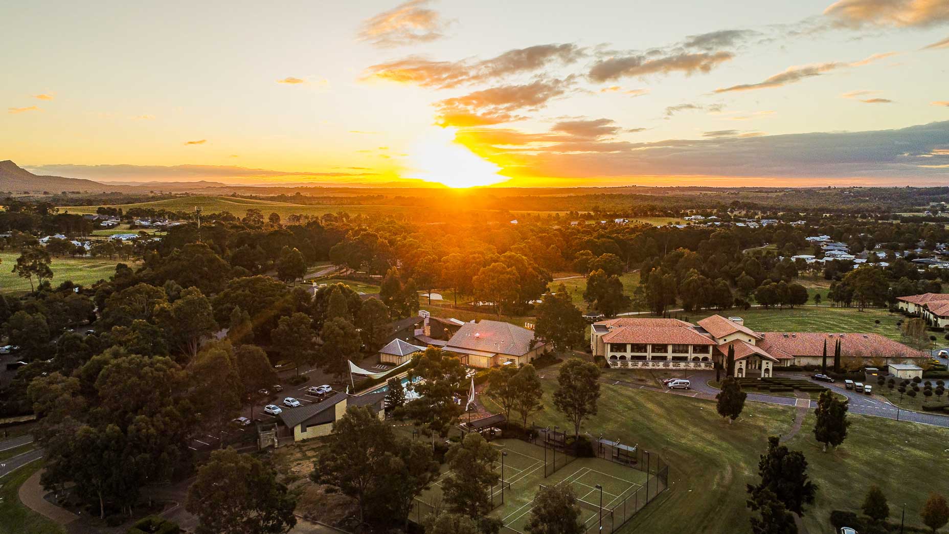 Château Élan at the Vintage