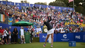 nelly korda hits tee shot at the solheim cup