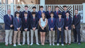 The 2023 Harriton Ram Golf program poses for a team photo.