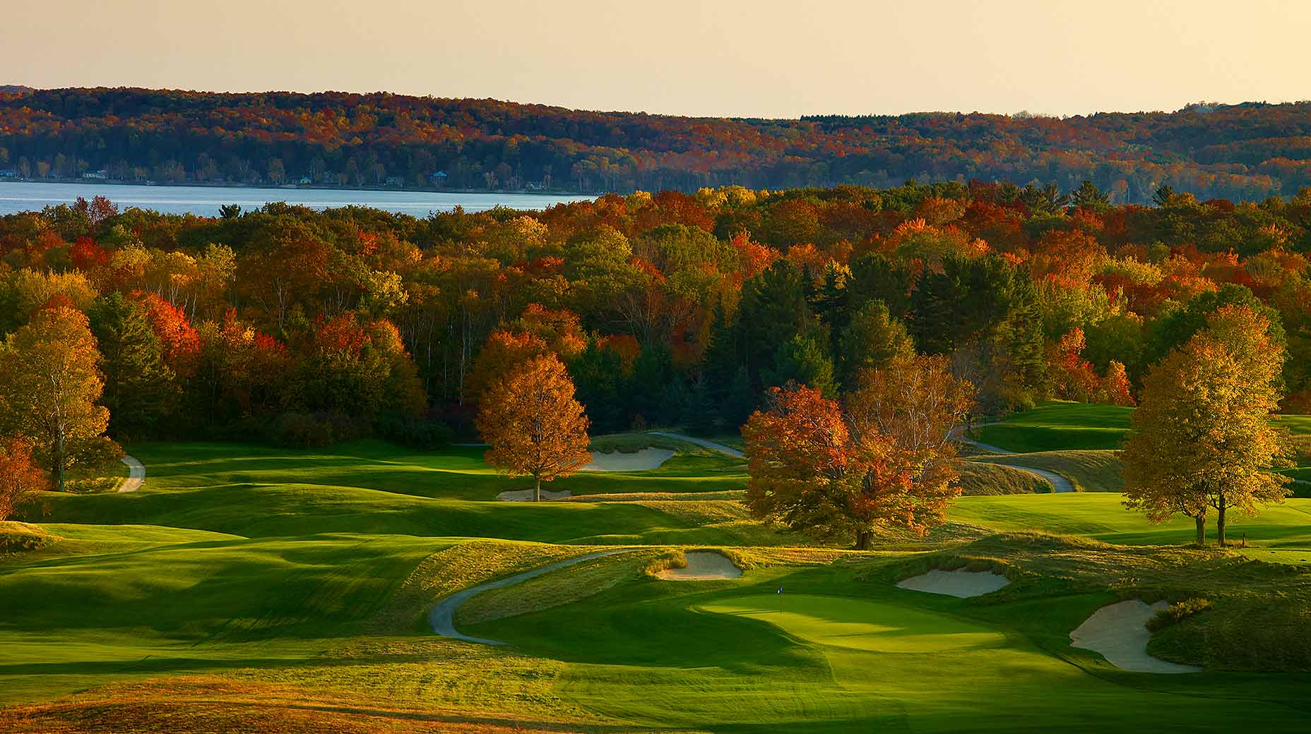 A view of crystal downs in Michigan